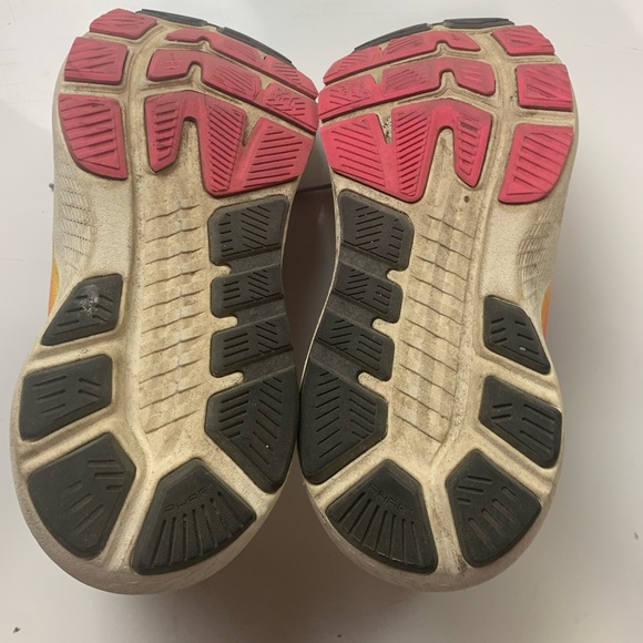 Women’s asics running shoes - Picture 4 of 4